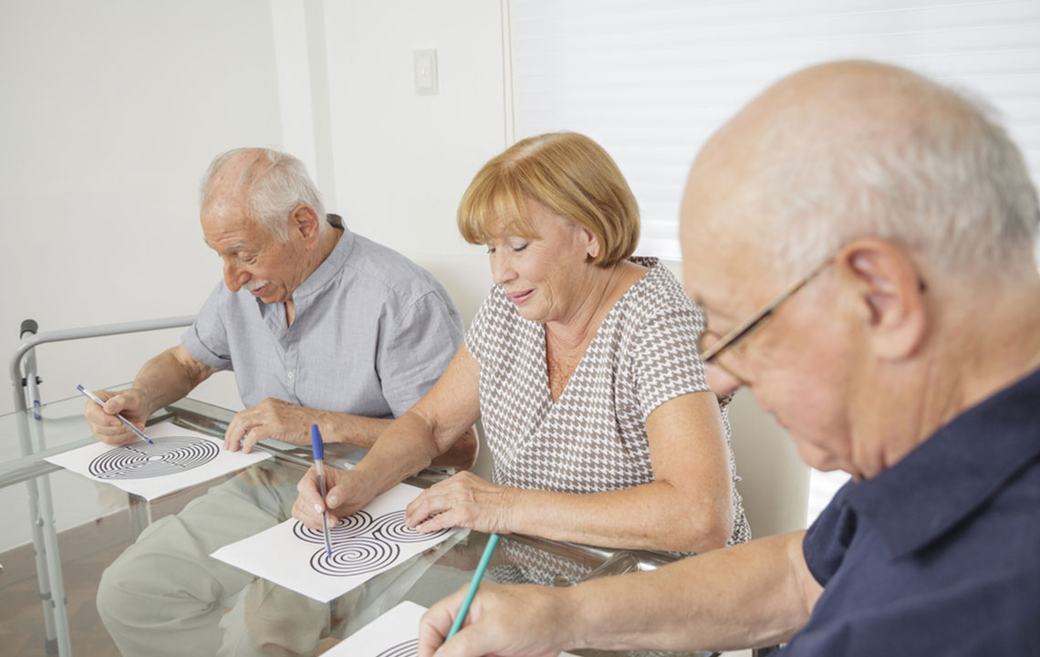 Different elderly care options for the senior citizens